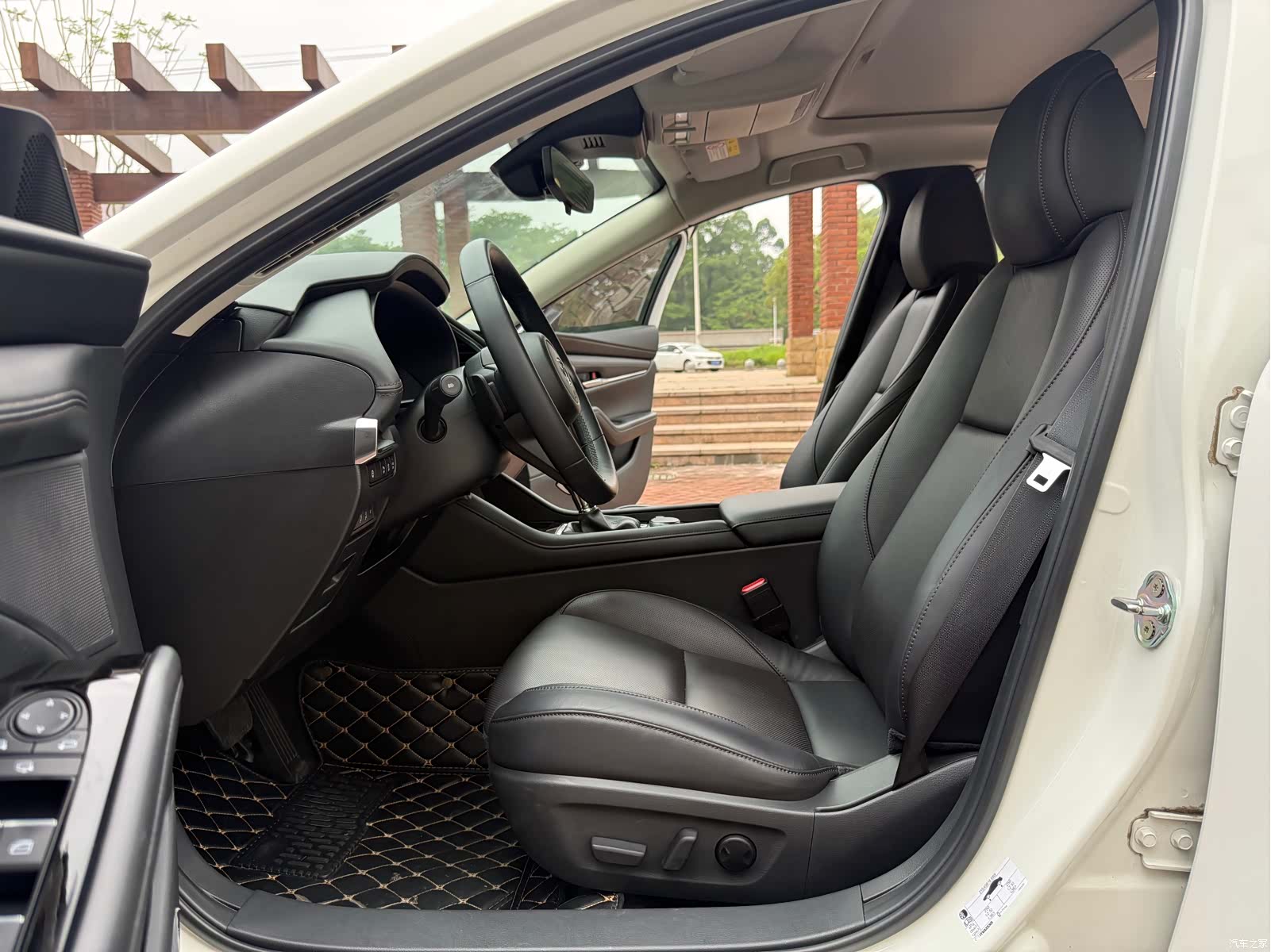 Mazda Mazda3, 2021 13