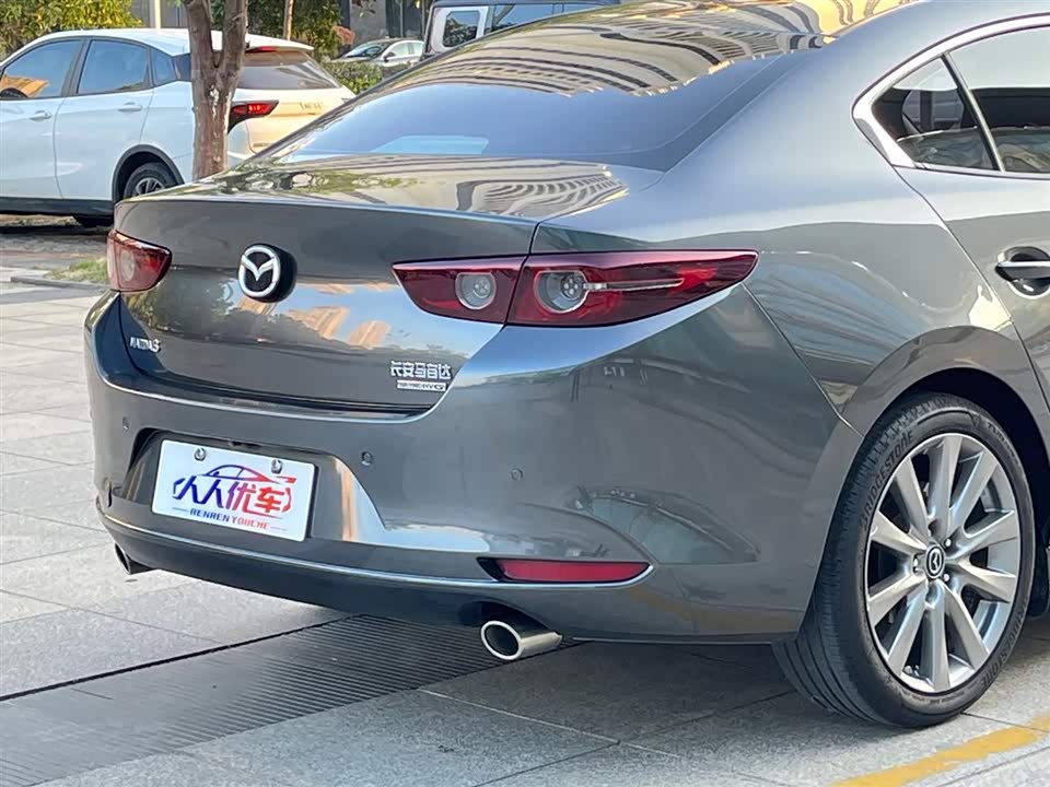 Mazda 3 Angkesaila