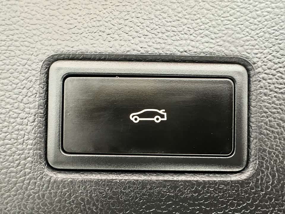 Volkswagen T-ROC exploring Songs