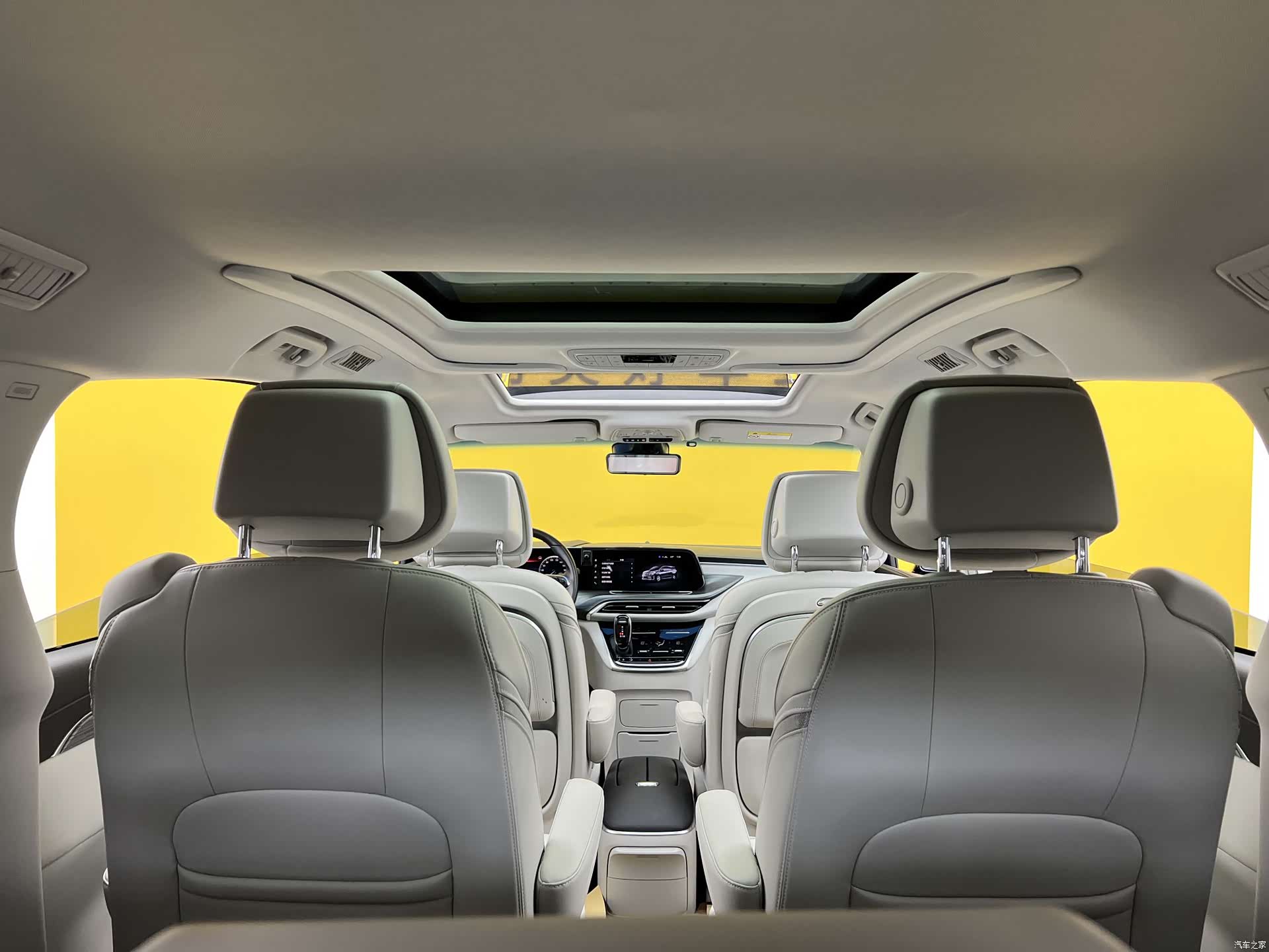 Buick GL8, 2023 31