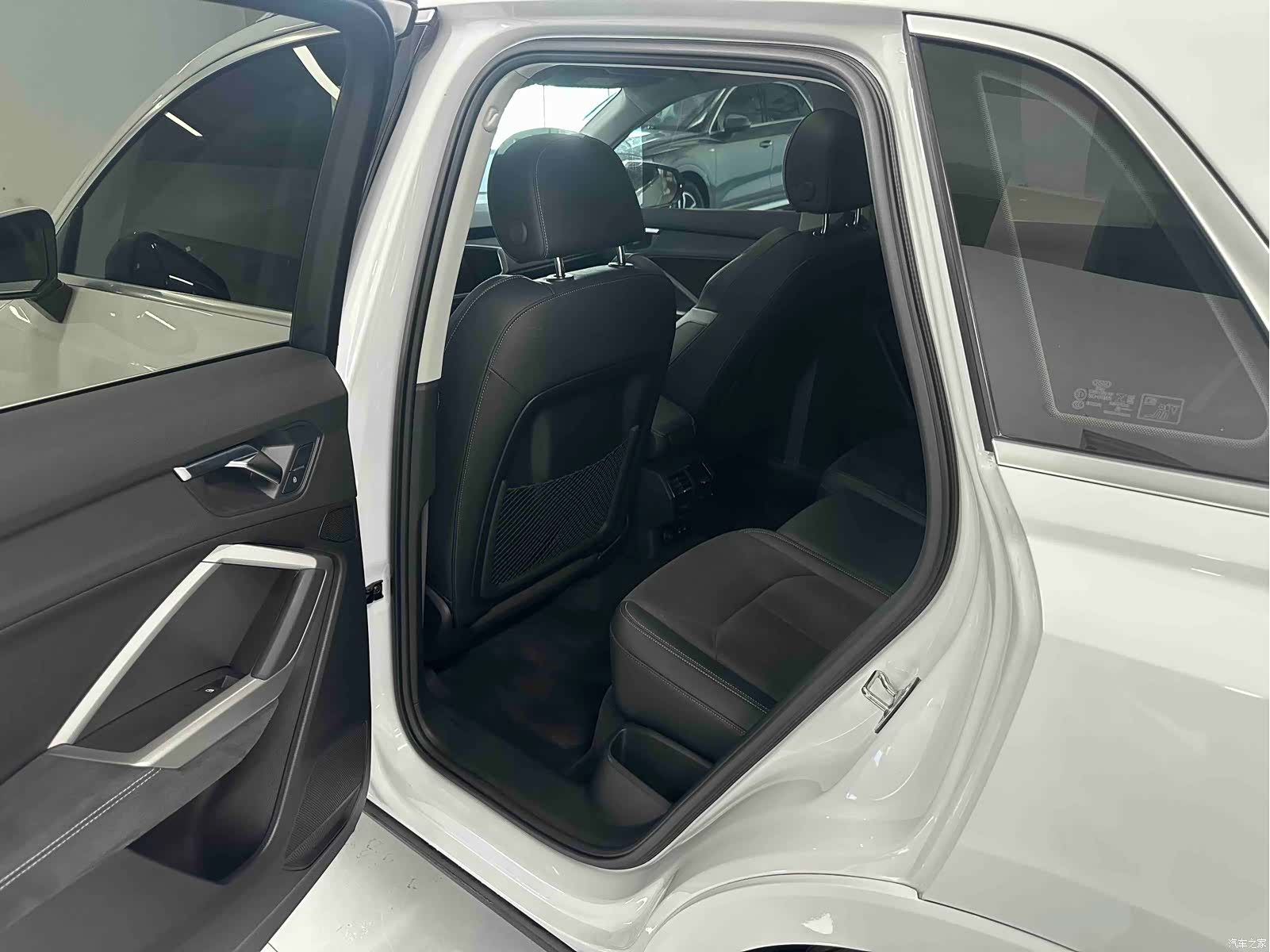 Audi Q3, 2022 19