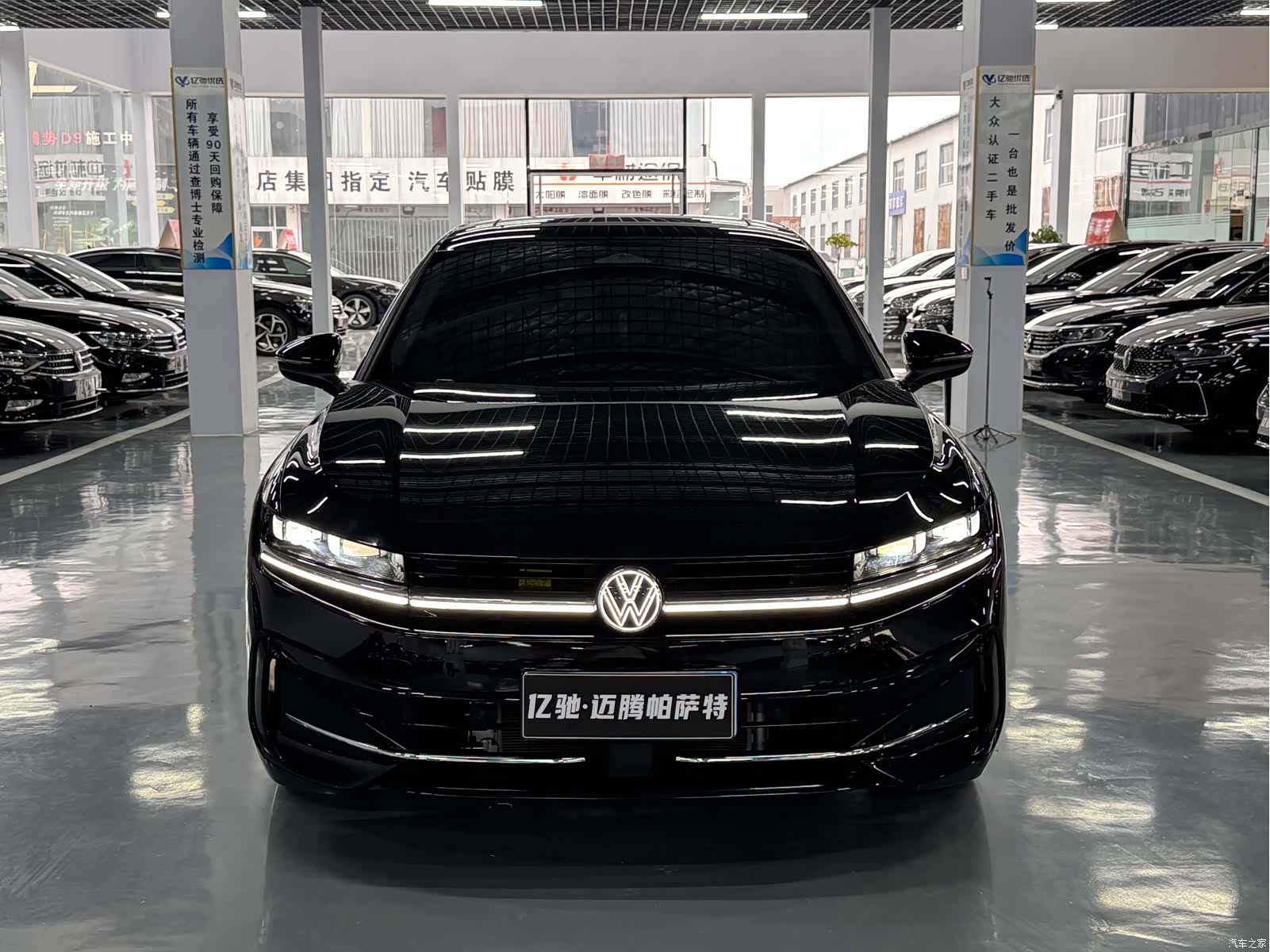 Volkswagen Magotan, 2025 2