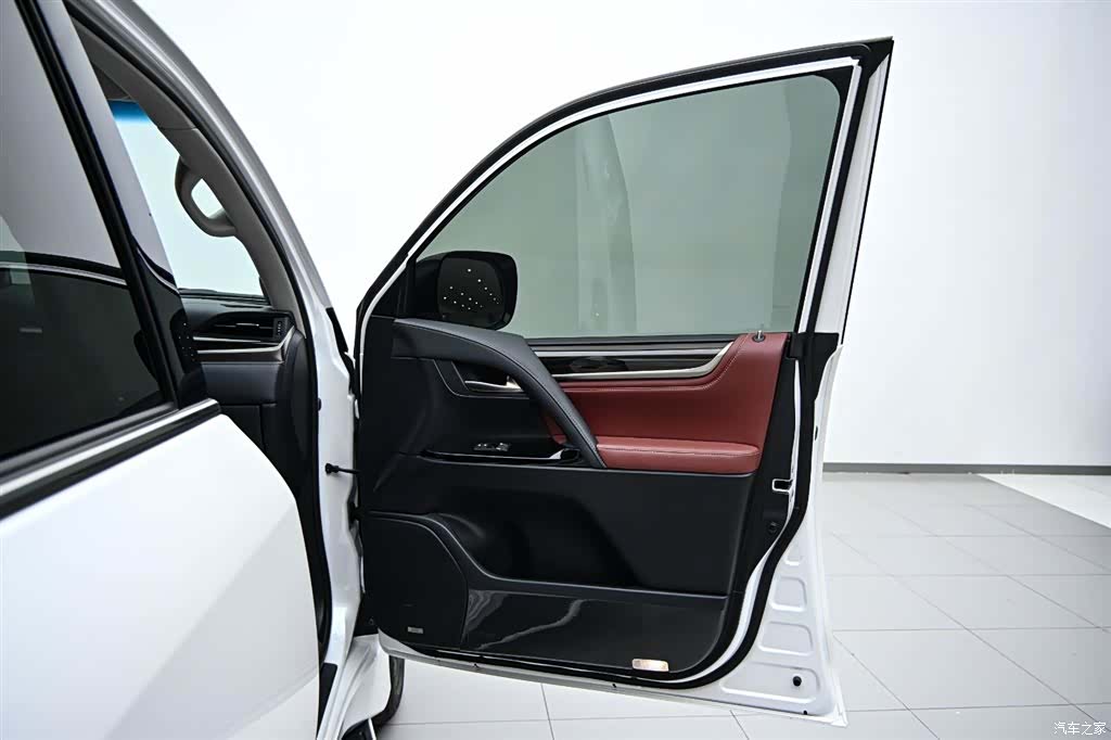 Lexus LX, 2022 20