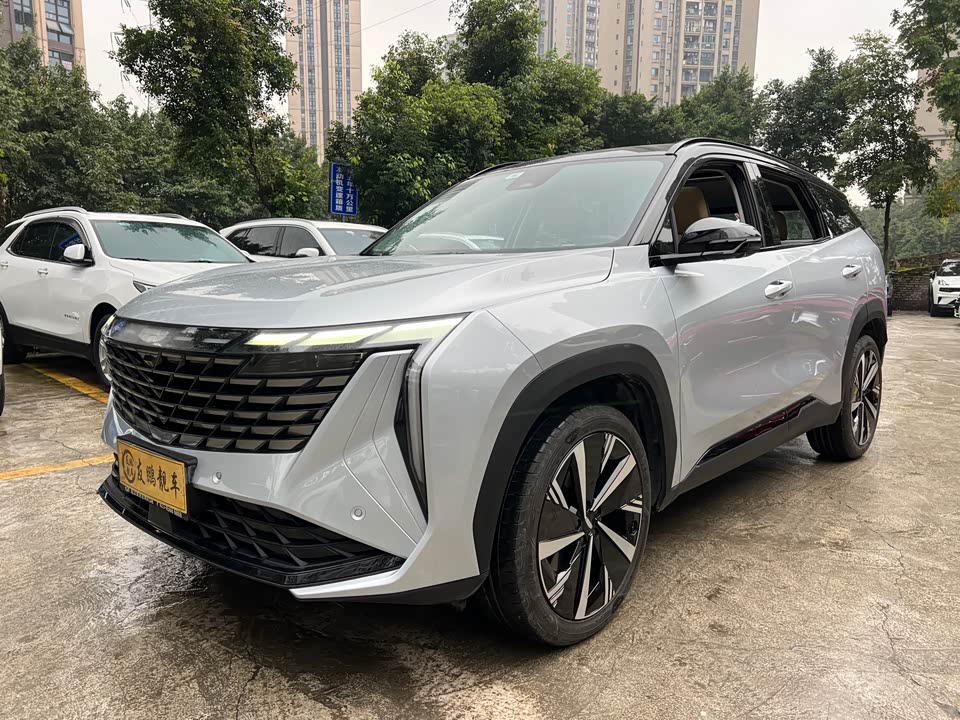 Geely Atlas L