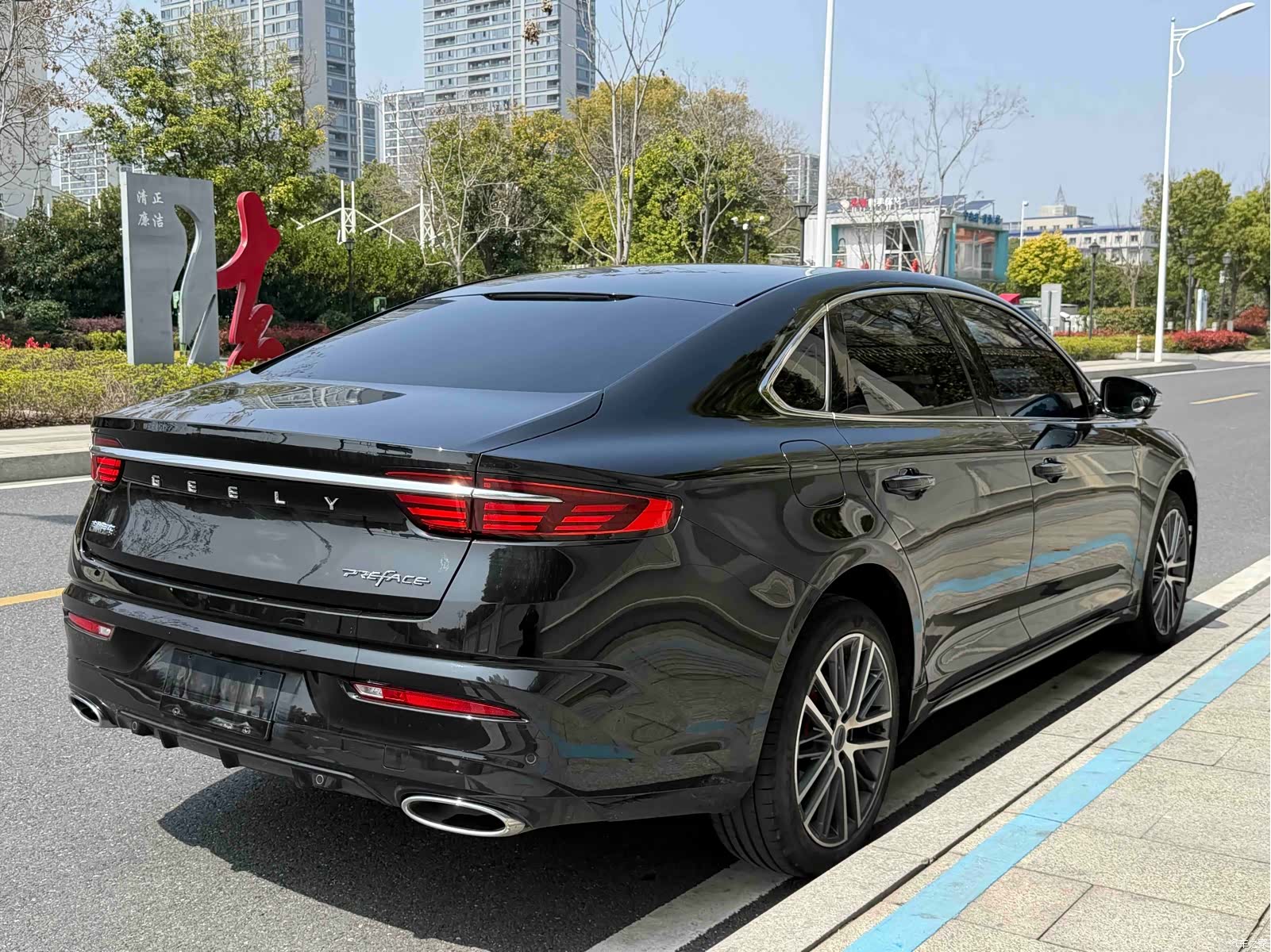 Geely Preface, 2022 все фото