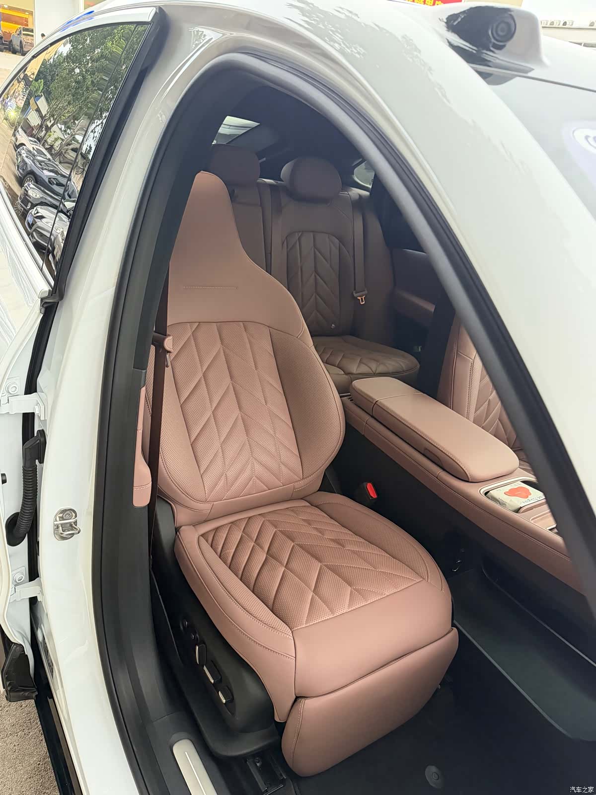 NIO EC6, 2025 7
