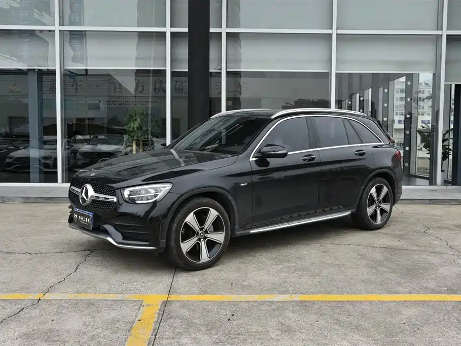 Mercedes-Benz GLC Mercedes-Benz GLC