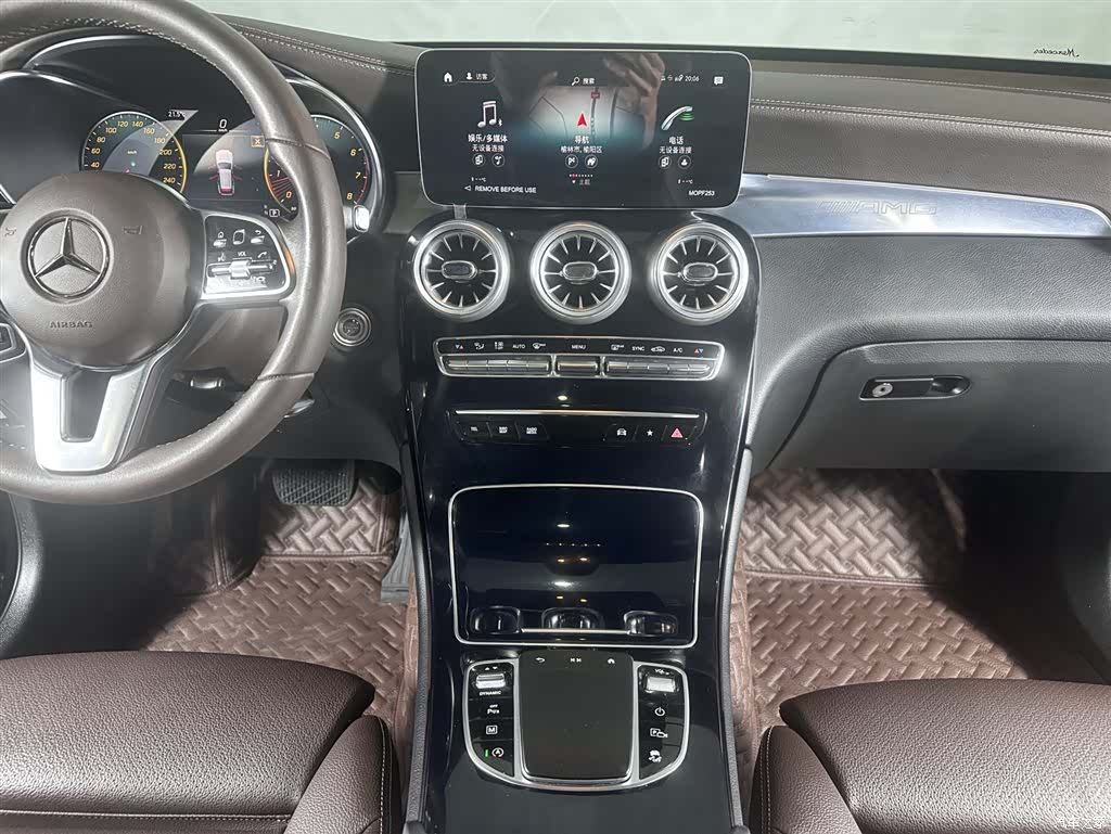 Mercedes-Benz GLC, 2022 12