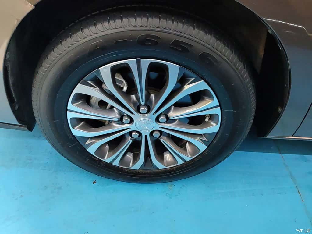 Buick GL8, 2022 25