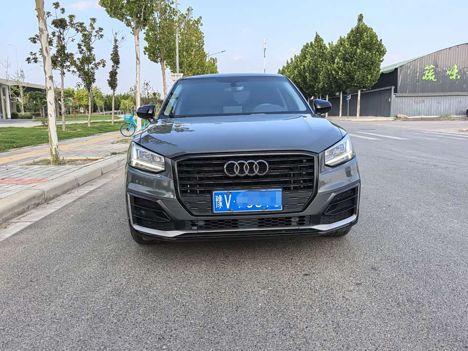 Audi Q2L Audi Q2L