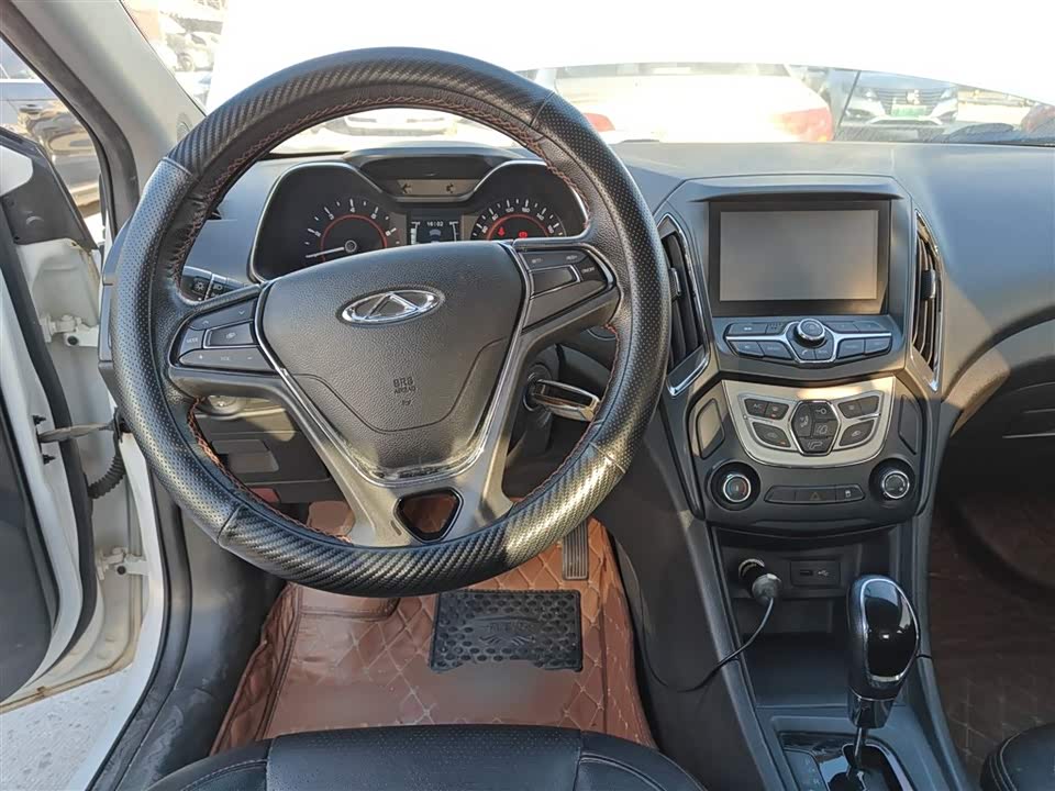 Chery Arrizo 5
