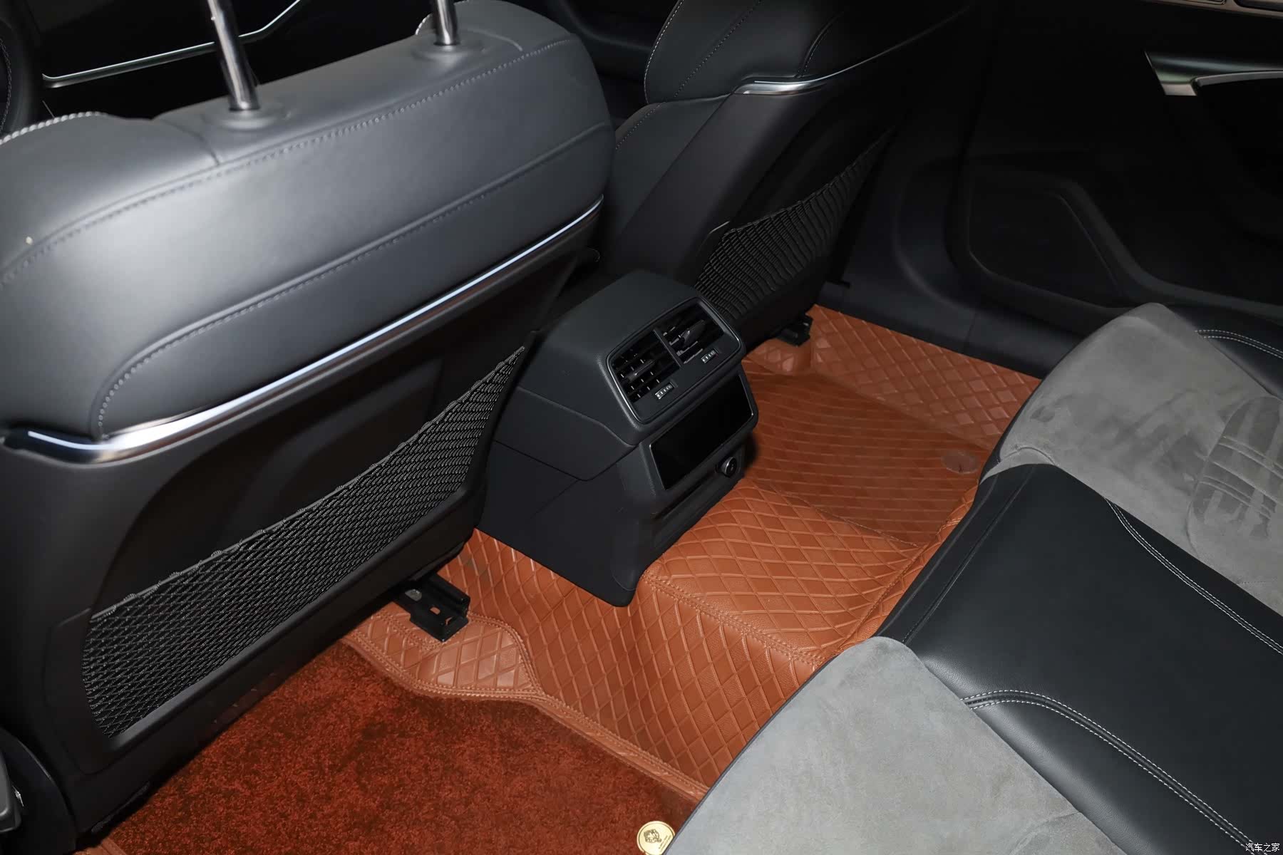 Audi A6L, 2024 23