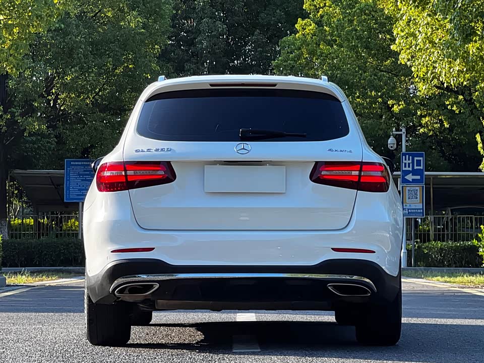 Mercedes-Benz GLC Mercedes-Benz GLC