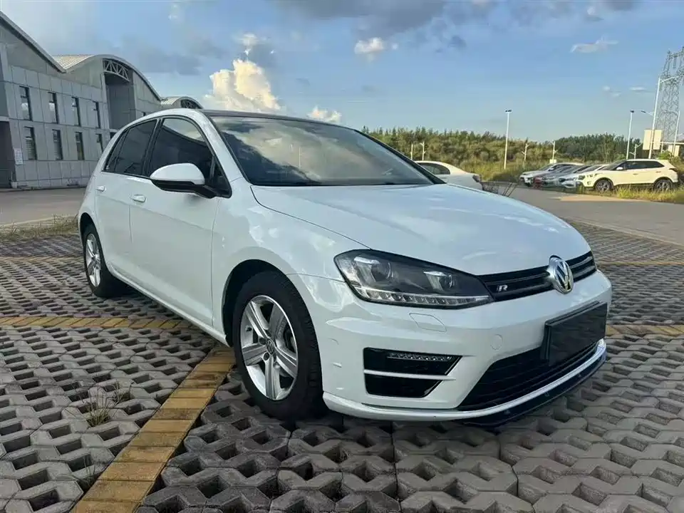 Volkswagen golf
