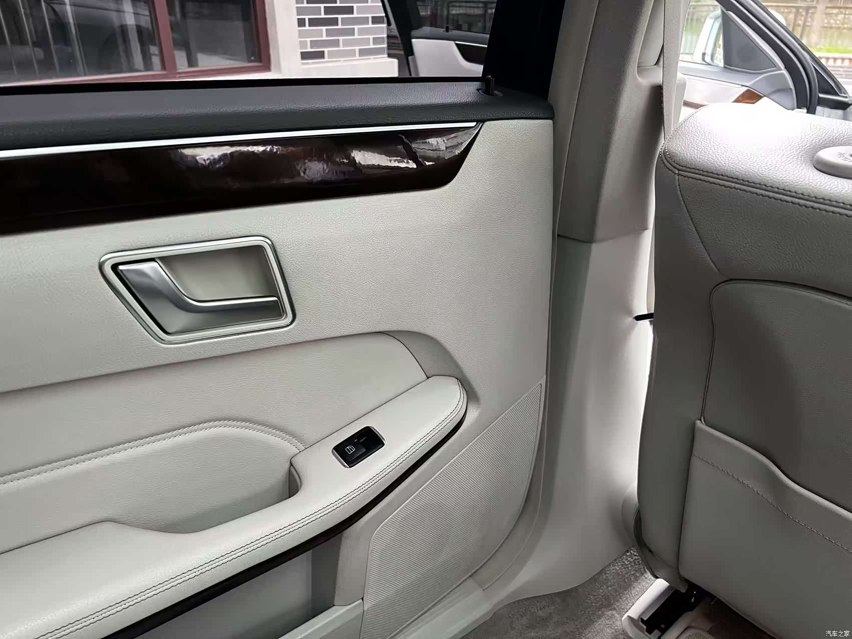 Mercedes-Benz E-Class, 2014 16