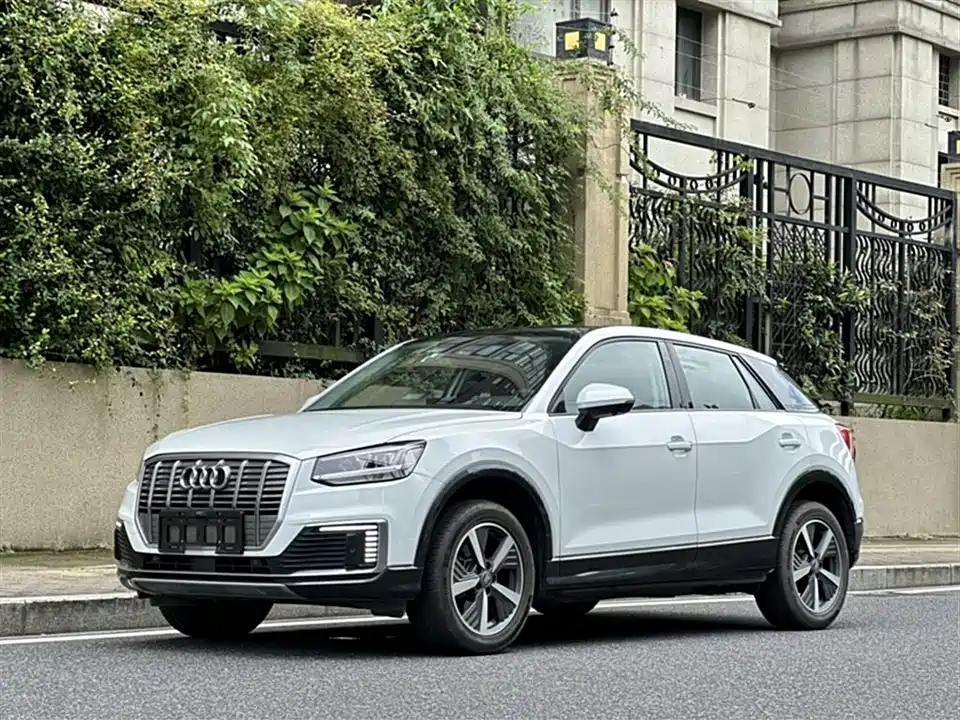 Audi Q2L Audi Q2L