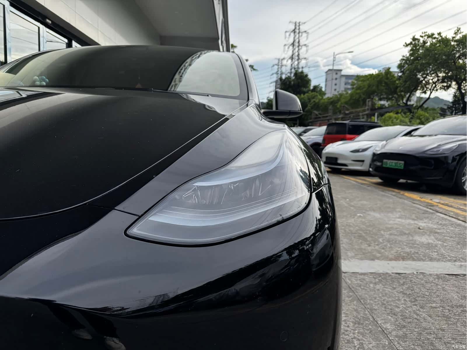 Tesla Model Y, 2023 11