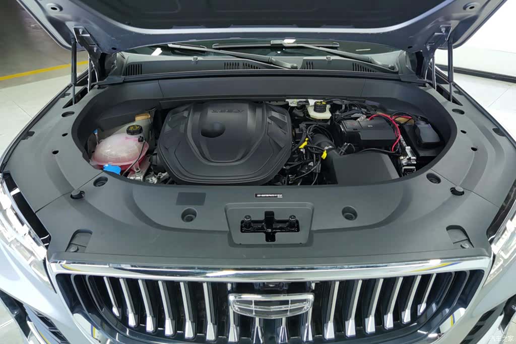 Geely Xingyue L, 2024 10