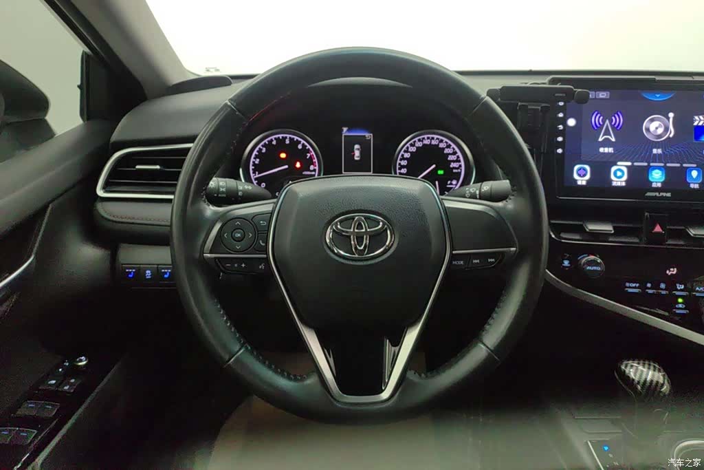 Toyota Camry, 2023 15