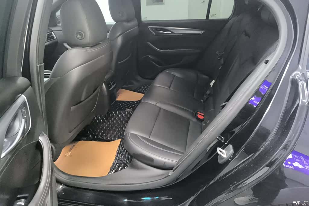 Cadillac CT5, 2022 11