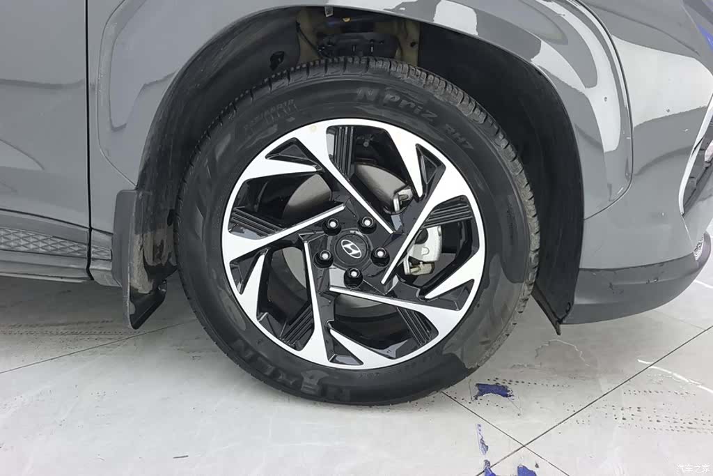 Hyundai Custo, 2022 6