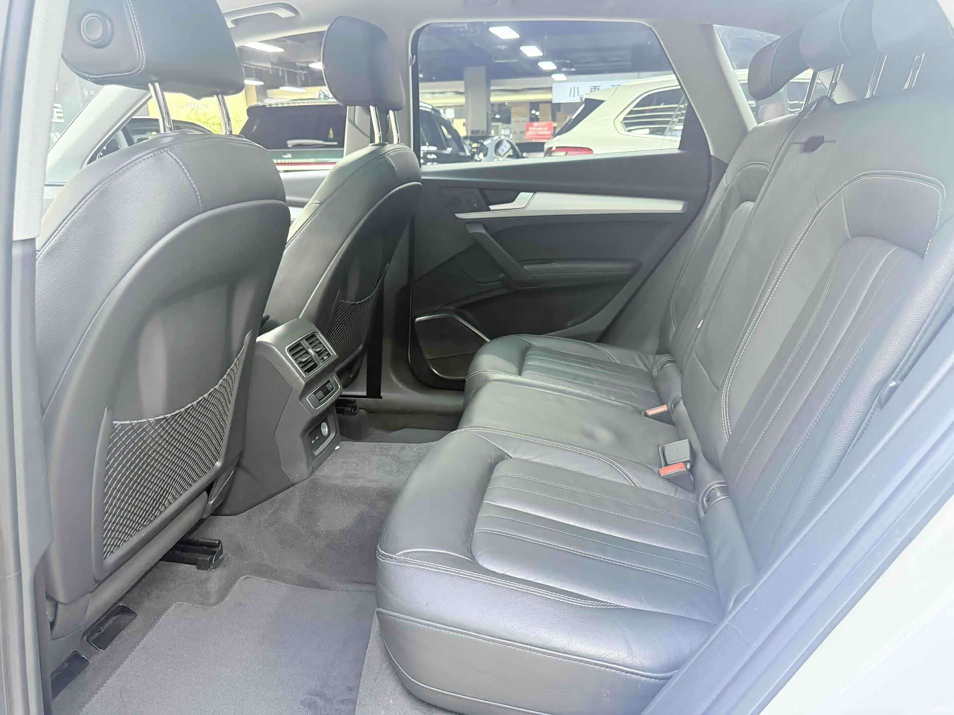 Audi Q5L, 2020 6