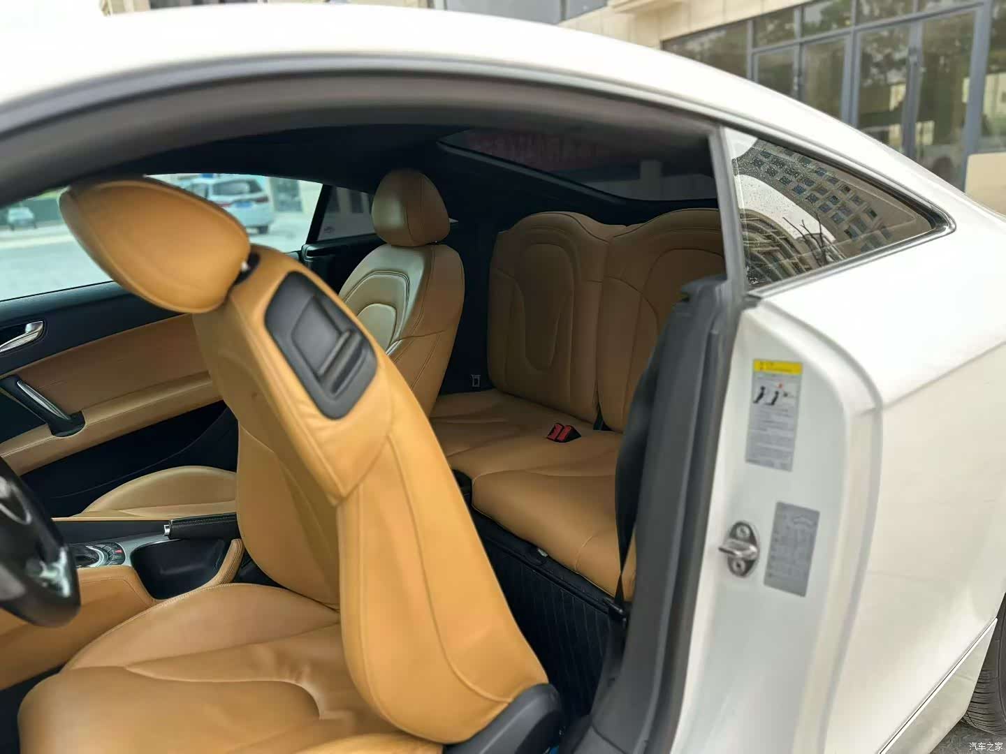 Audi TT, 2012 все фото