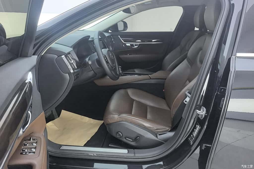 Volvo S90, 2017 9