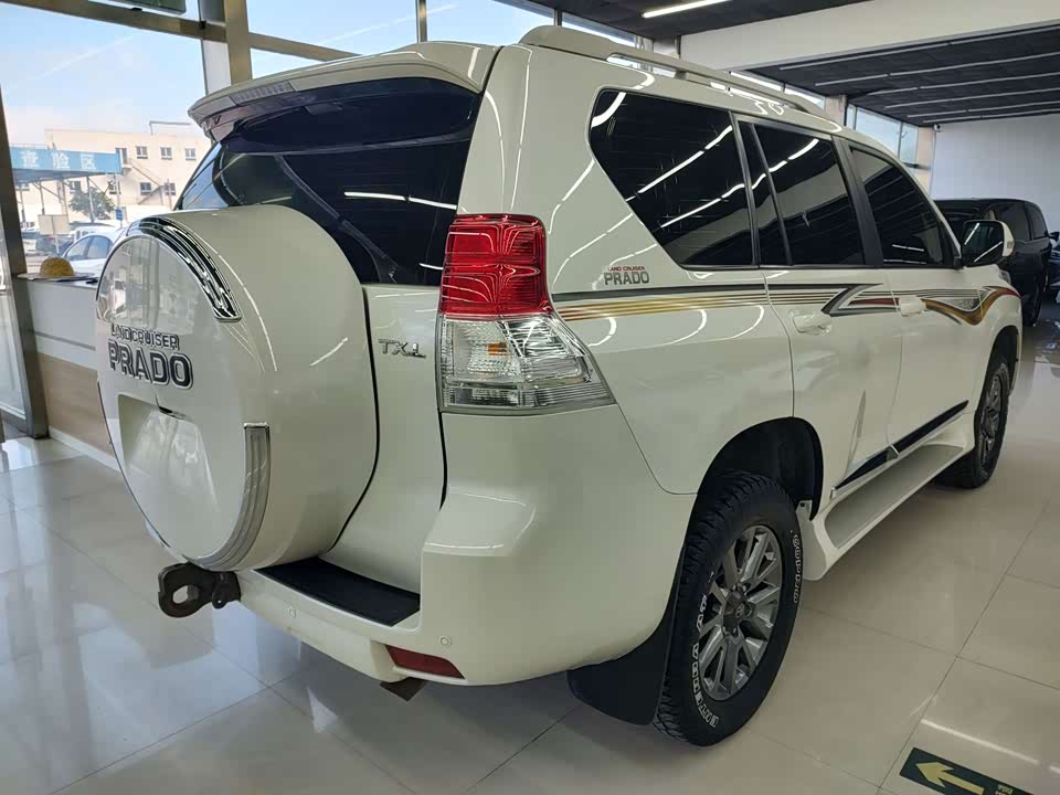 Toyota Prado
