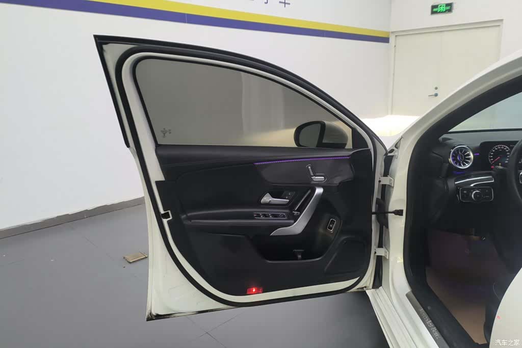 Mercedes-Benz A-Class, 2023 7