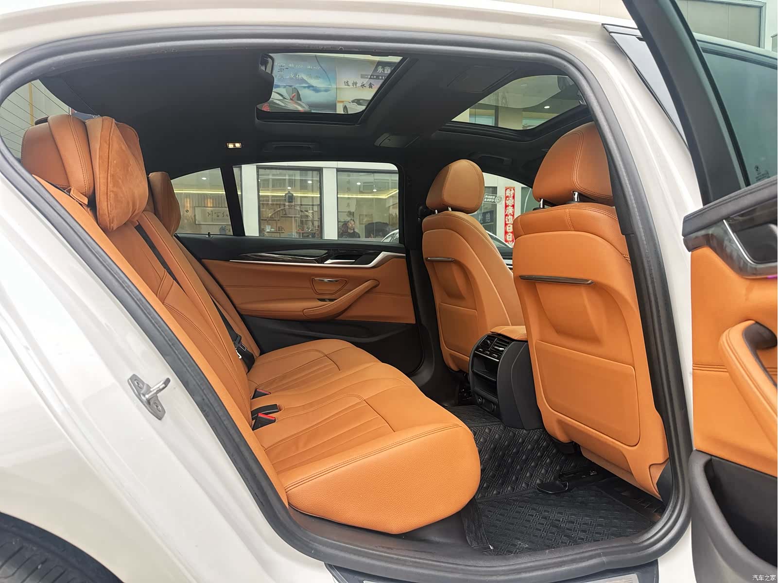 BMW 5 Series, 2019 11