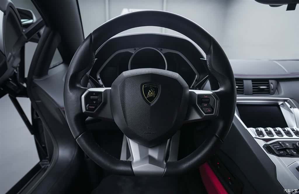 Lamborghini Aventador, 2016 17