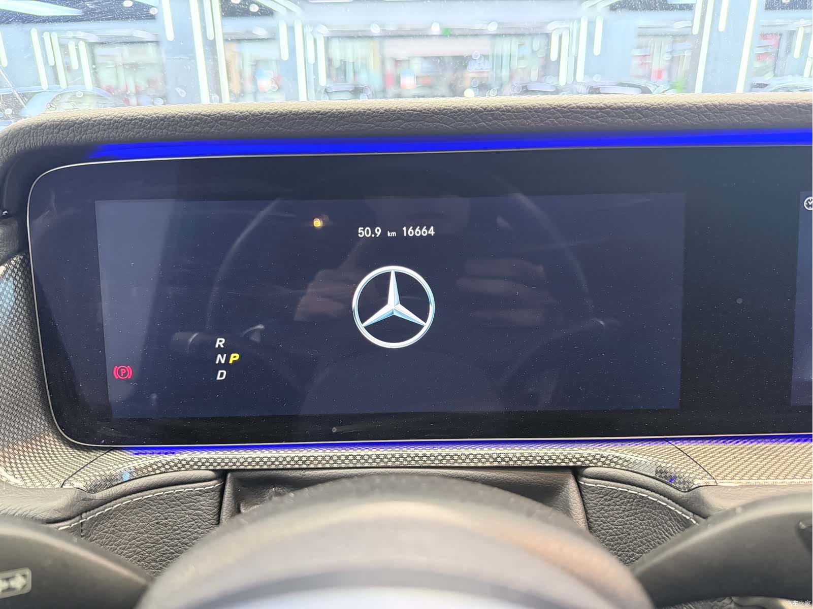 Mercedes-Benz G-Class, 2023 4