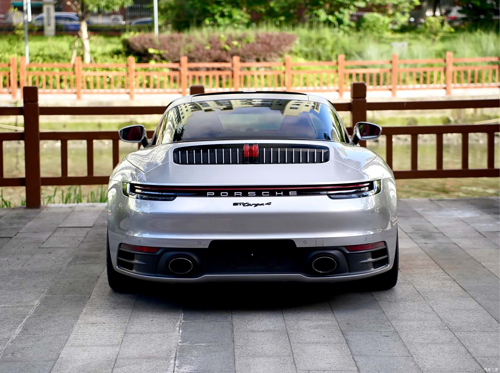 Porsche 911, 2023 7