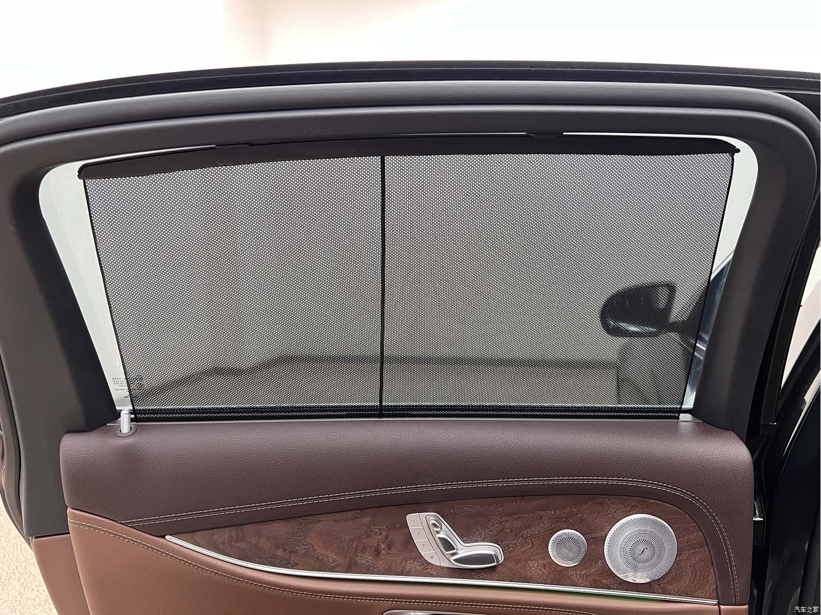 Mercedes-Benz E-Class, 2021 17
