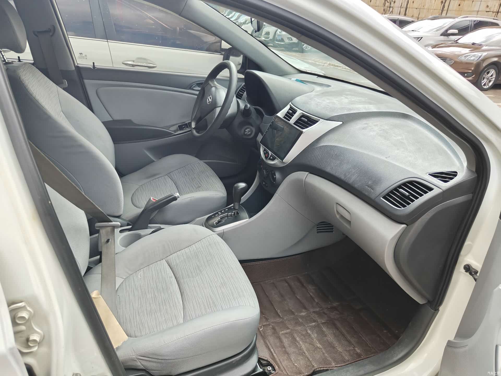 Hyundai GLS, 2017 4