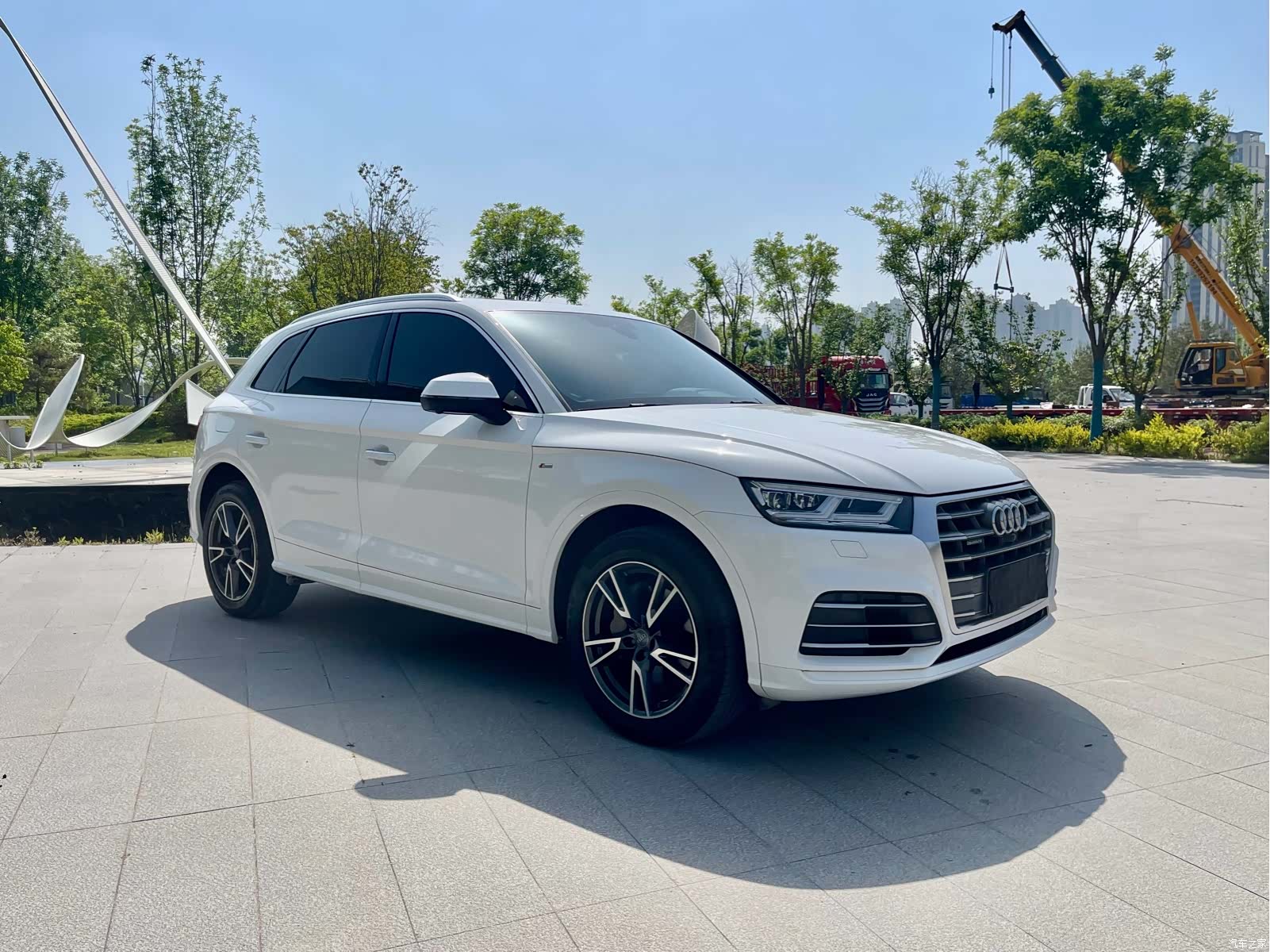 Audi Q5L, 2019 3