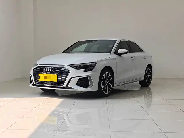 Audi A3 2023 — купить из Китая под заказ