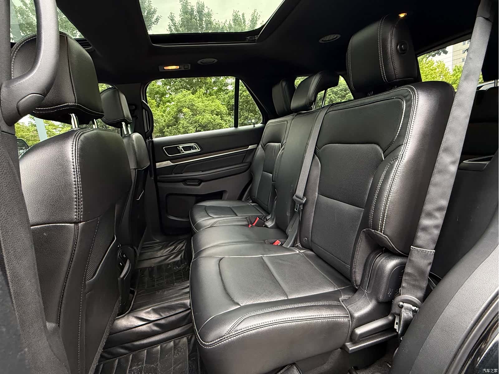 Ford Explorer, 2016 22