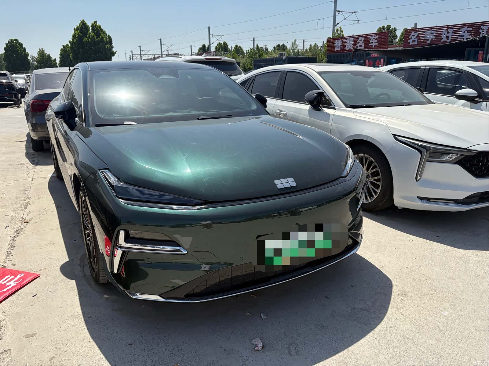 Geely 8, 2025 3
