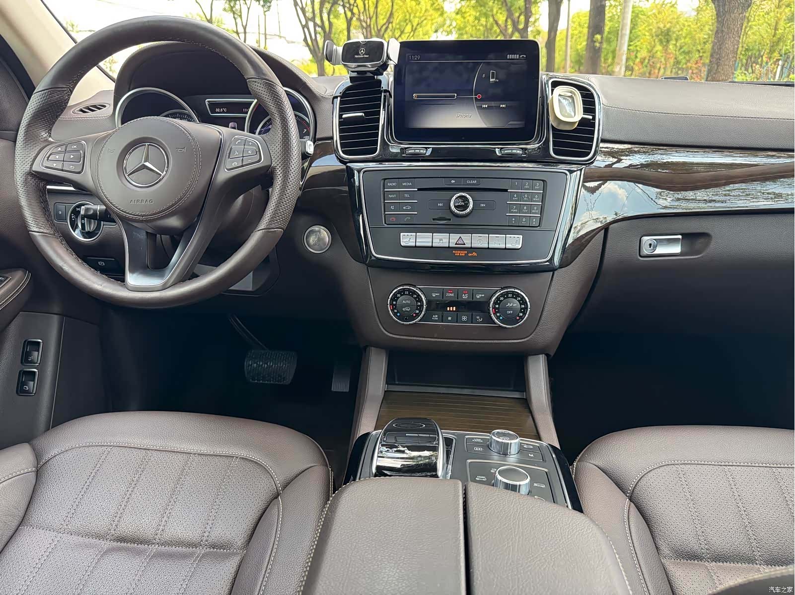 Mercedes-Benz GLS, 2018 11