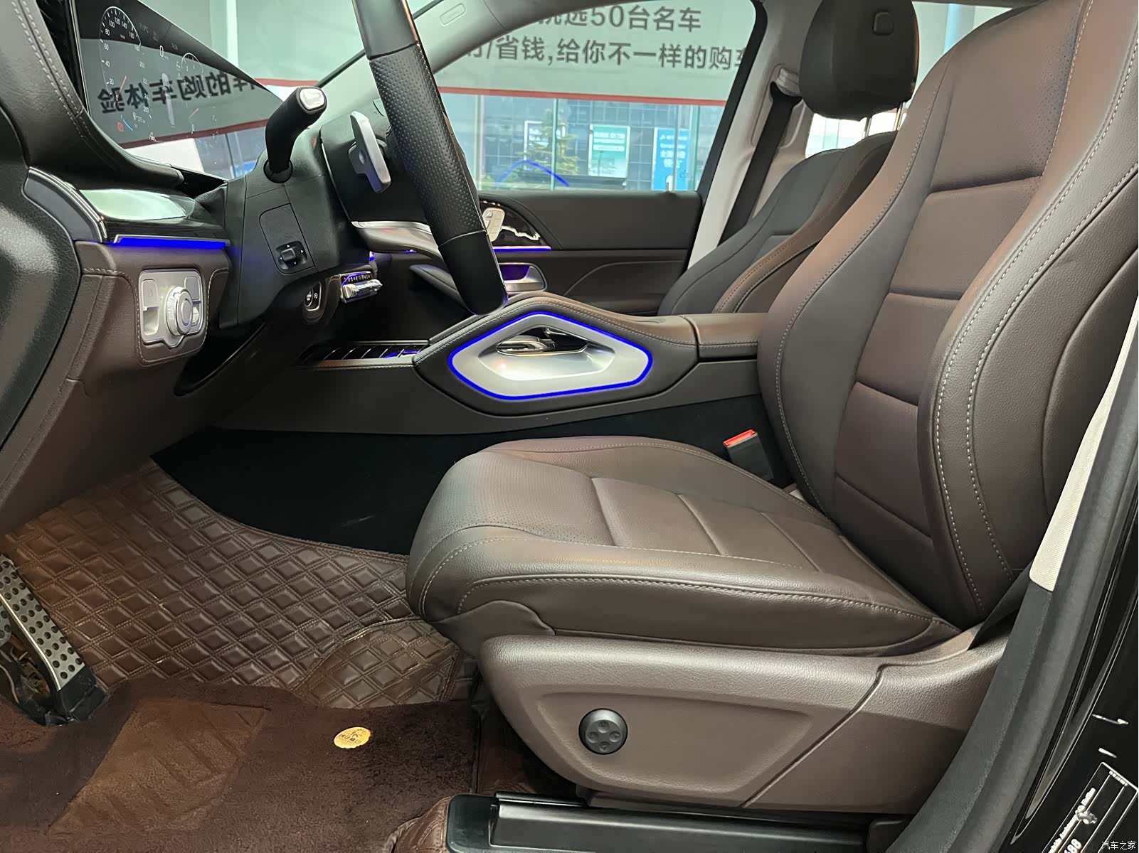 Mercedes-Benz GLS, 2024 7