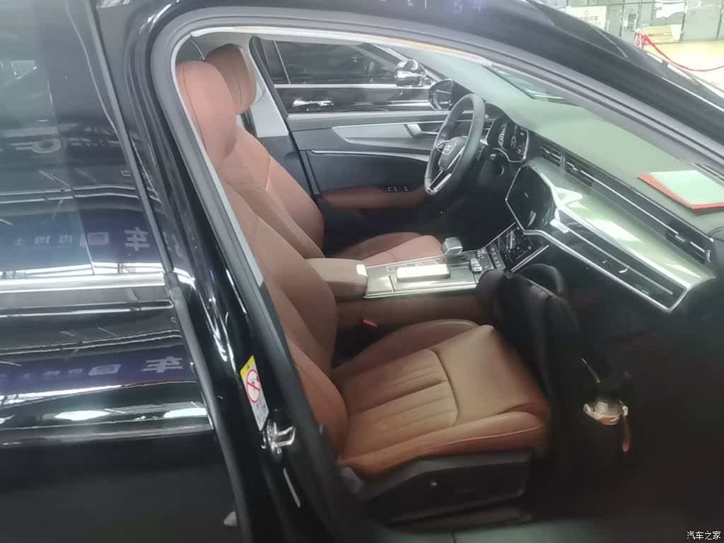 Audi A6L, 2019 25