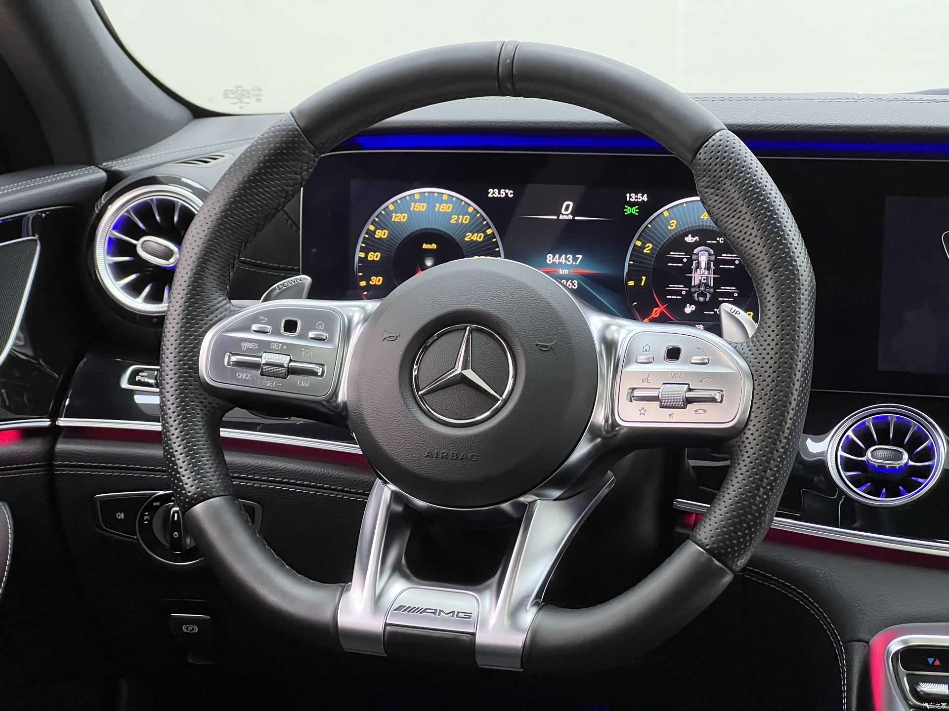 MG AMG, 2020 16