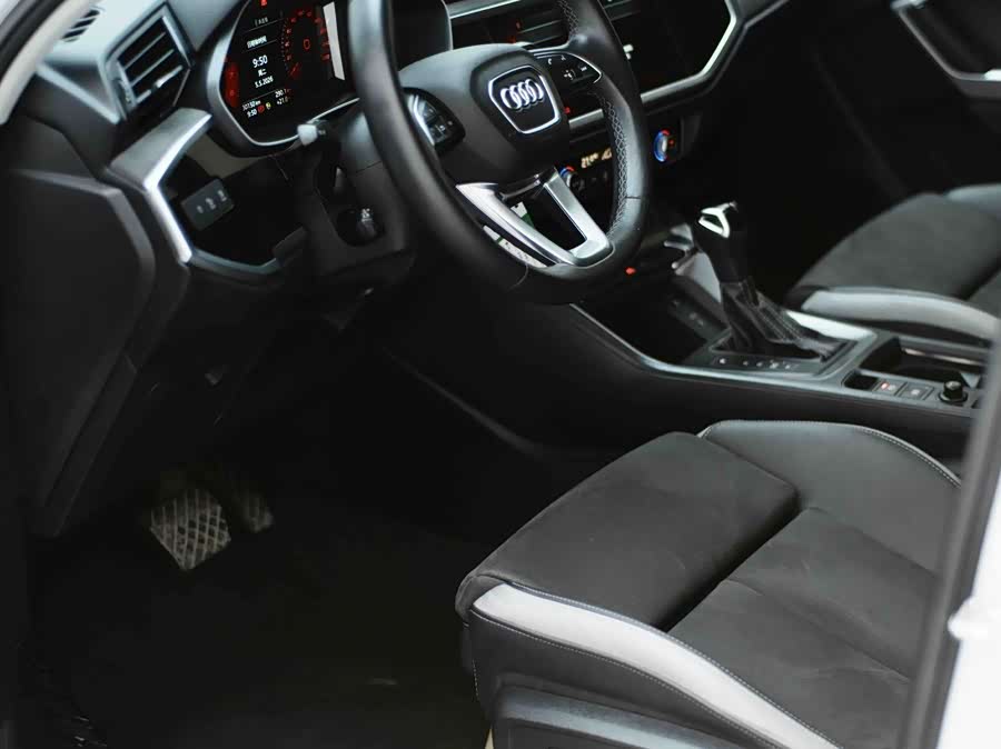Audi Q3 2022, фото 24