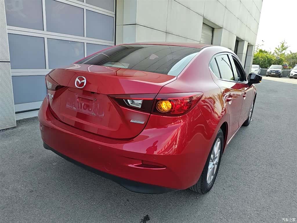 Mazda Mazda3, 2017 7