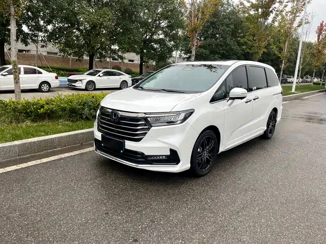 Honda Odyssey 2023 — купить из Китая под заказ