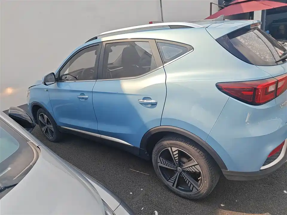 MG EZS pure electric