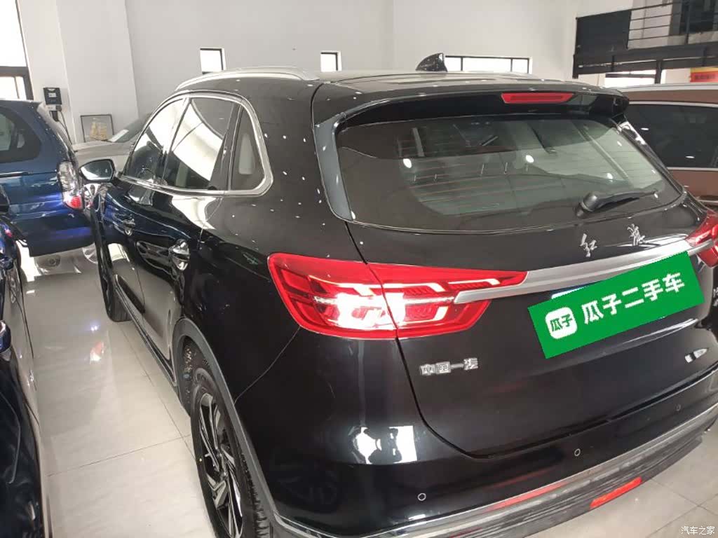 Hongqi HS5, 2023 23