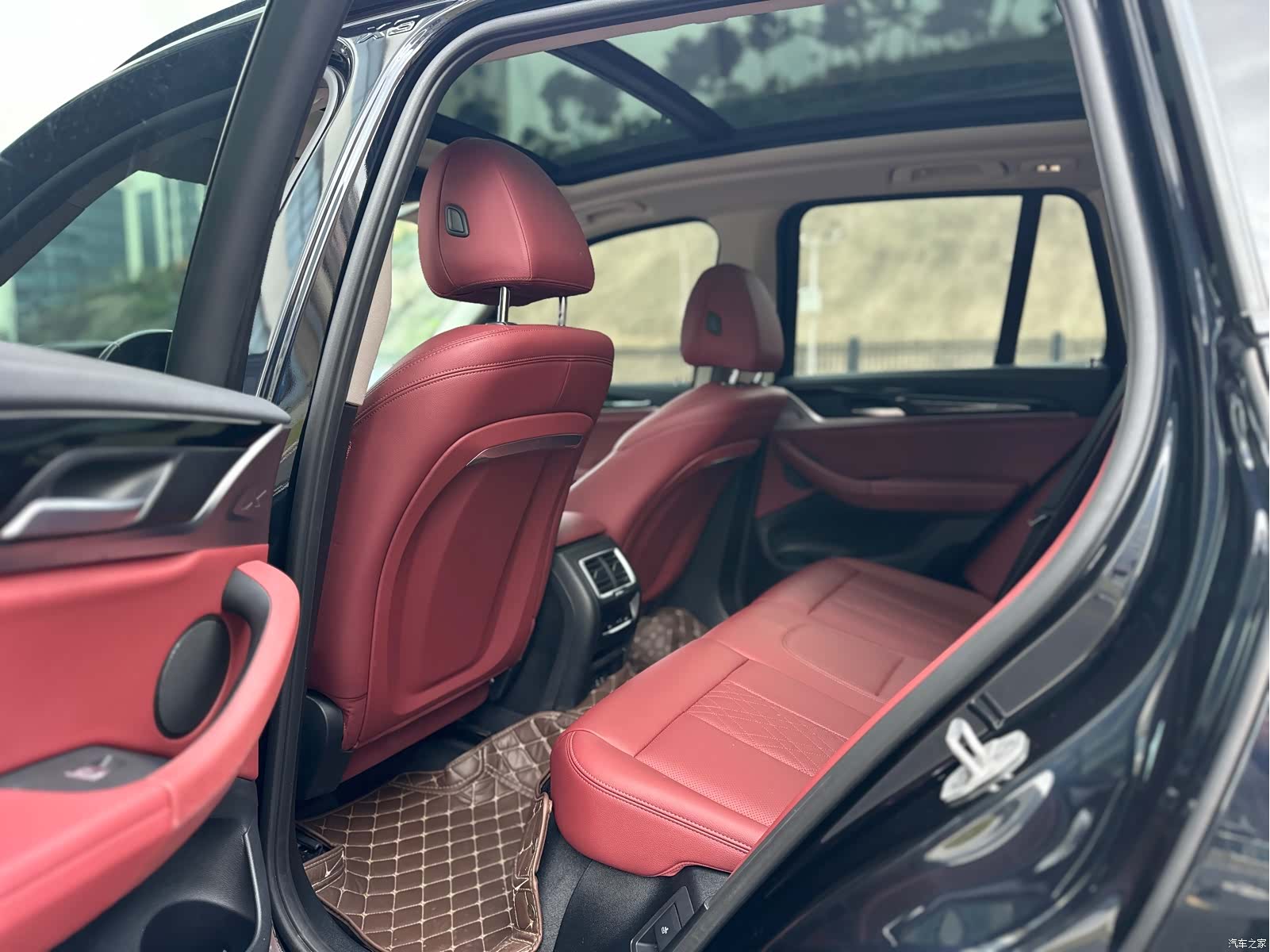 BMW X3, 2024 все фото
